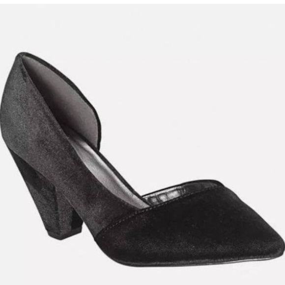 Cloudwalkers Shoes - Black Velvet Shoes